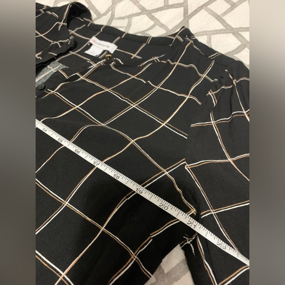 NWOT Liz Claiborne blouse - Picture 3 of 3